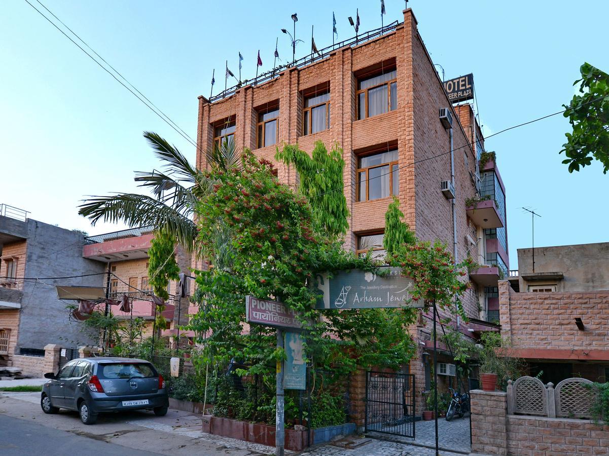 Oyo 9900 Hotel Pioneer Plaza Jodhpur  Ngoại thất bức ảnh