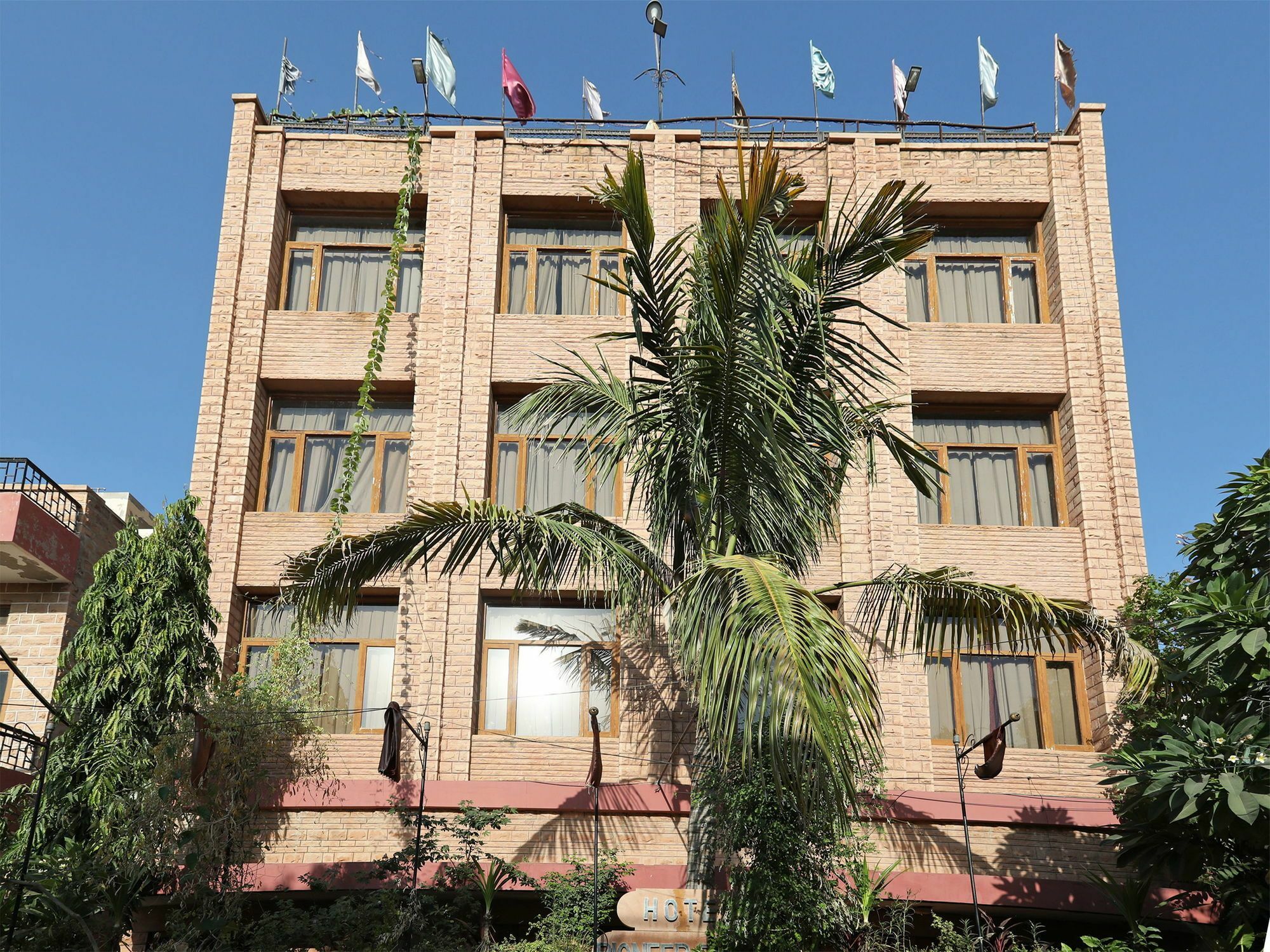 Oyo 9900 Hotel Pioneer Plaza Jodhpur  Ngoại thất bức ảnh